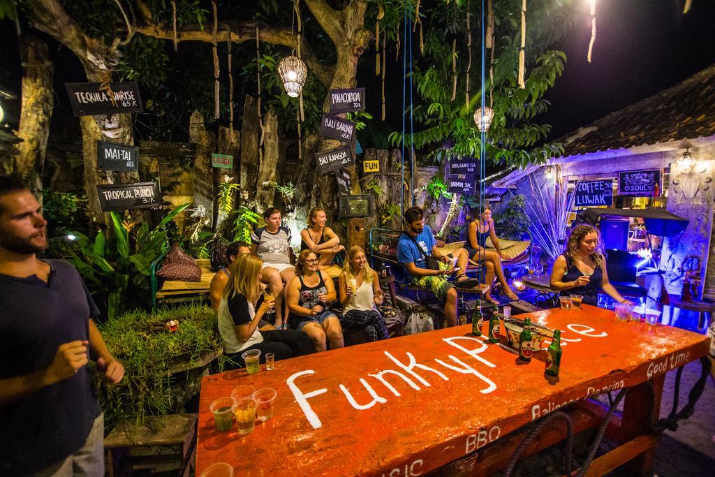 Funky Place Ловіна Екстер'єр фото